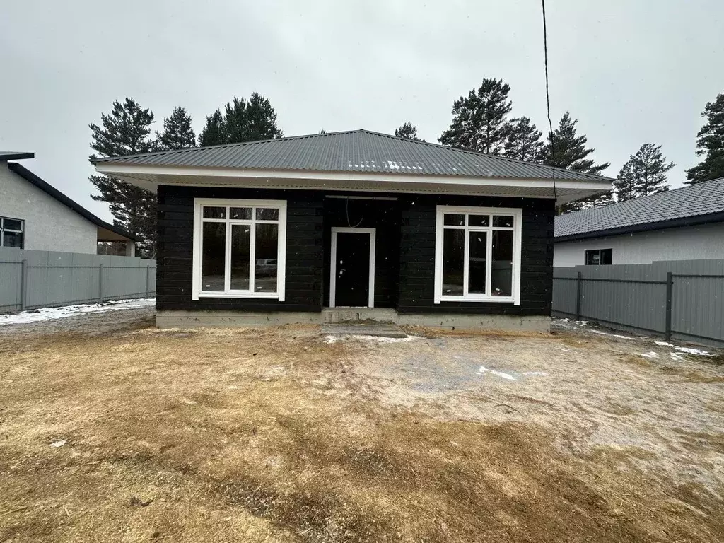 Дом в Иркутская область, Иркутский муниципальный округ, Маркова рп, ... - Фото 1