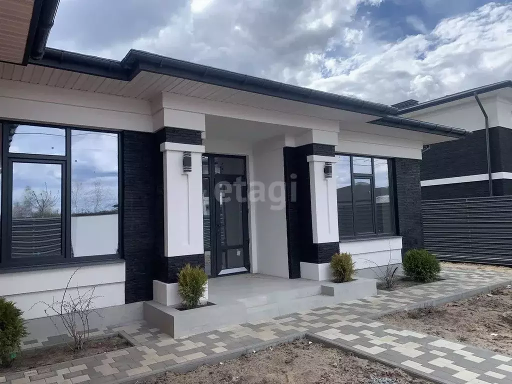 Дом в Воронежская область, Рамонский район, Яменское с/пос, д. ... - Фото 1