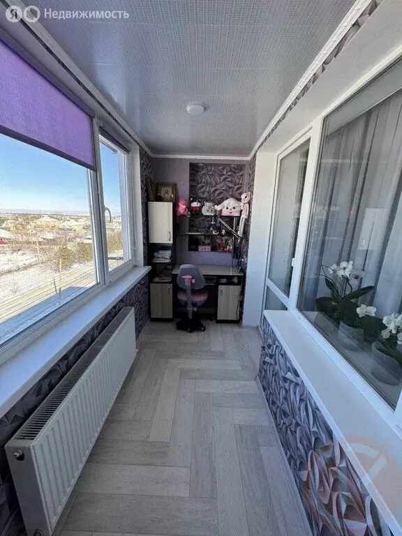 3-комнатная квартира: Крымская Роза, Октябрьская улица, 5 (76 м) - Фото 2