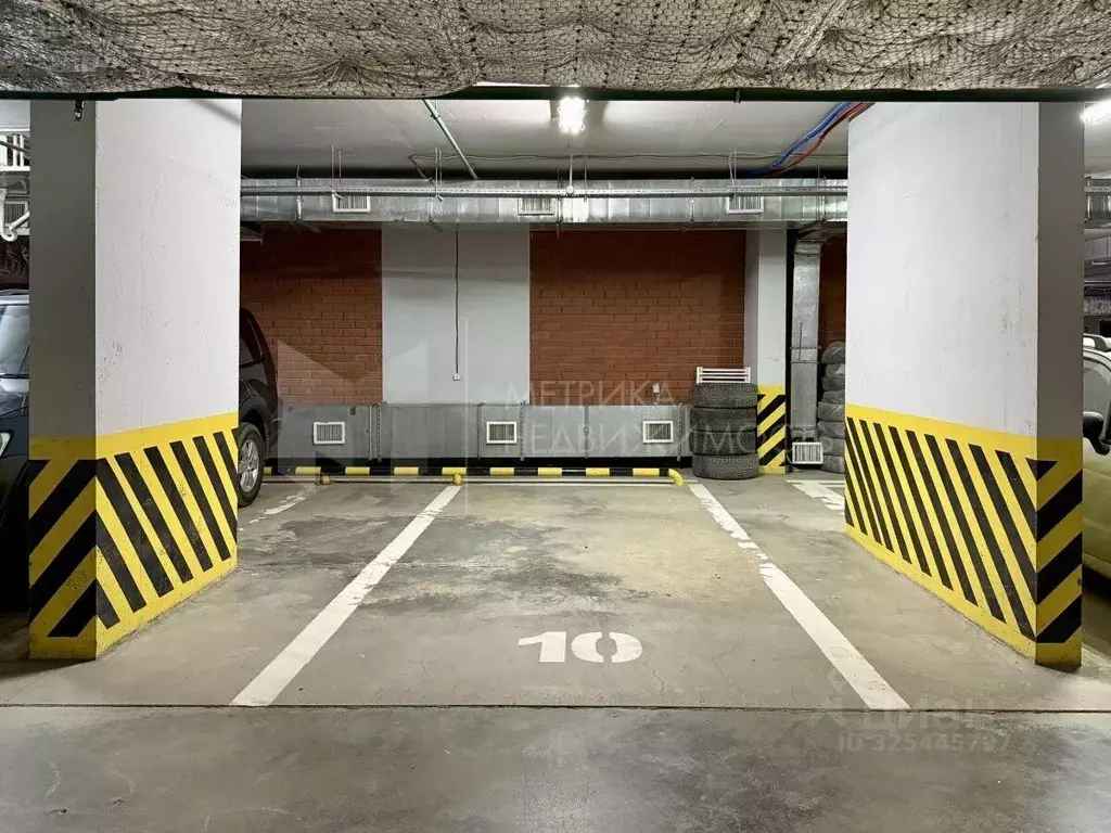 Гараж в Тюменская область, Тюмень ул. Максима Горького, 68 (13 м) - Фото 2