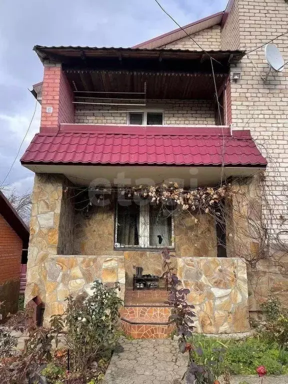 Дом в Калужская область, Жуковский район, Высокиничи с/пос, с. ... - Фото 0