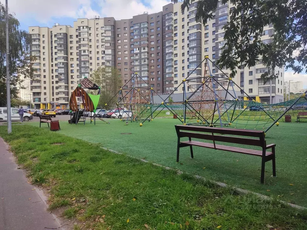 3-к кв. Москва Перекопская ул., 22к1 (60.0 м) - Фото 0