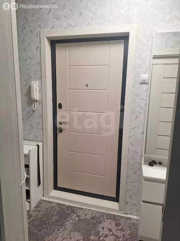 2-комнатная квартира: Тобольск, 8-й микрорайон, 16 (50 м) - Фото 1