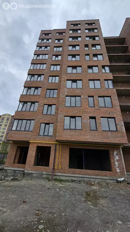 2-комнатная квартира: Владикавказ, улица Хадарцева, 10 (75 м) - Фото 0