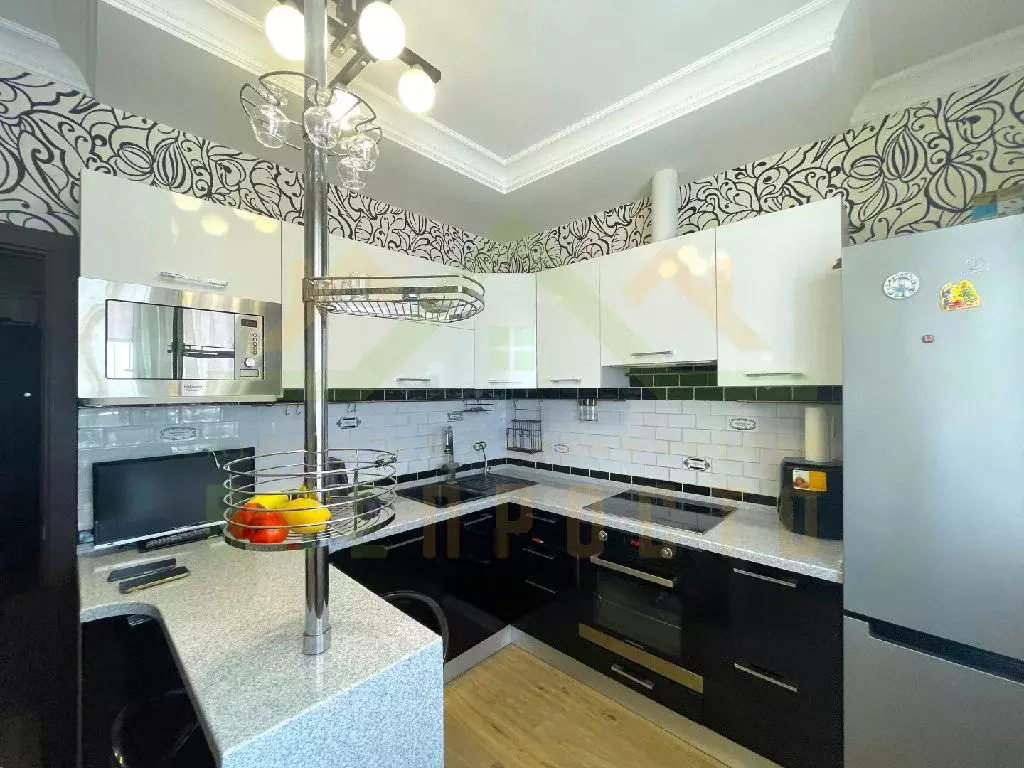 Продается 1-комнатная квартира - Фото 1