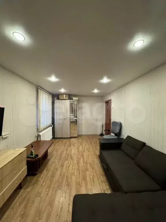 1-к. квартира, 35 м, 1/5 эт. - Фото 1