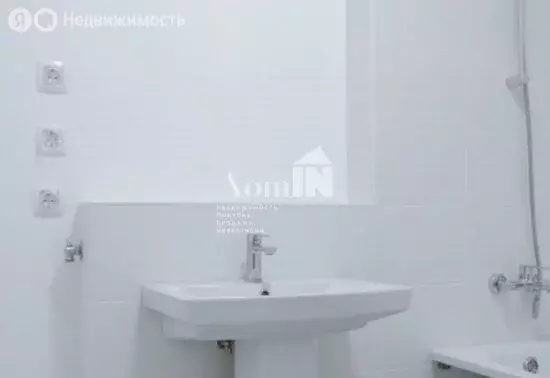 3-комнатная квартира: Санкт-Петербург, улица Руднева, 15 (105.8 м) - Фото 1