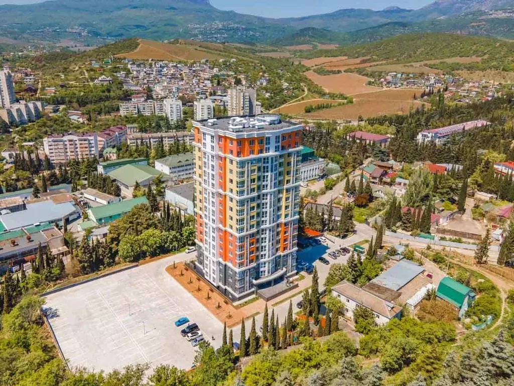 1-к кв. Крым, Алушта пер. Заводской, 8 (46.3 м) - Фото 1