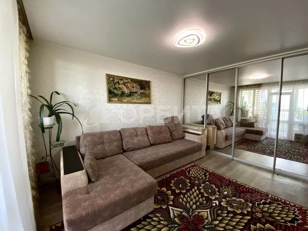 2-к кв. Тюменская область, Тюмень ул. Обдорская, 1 (53.1 м) - Фото 1