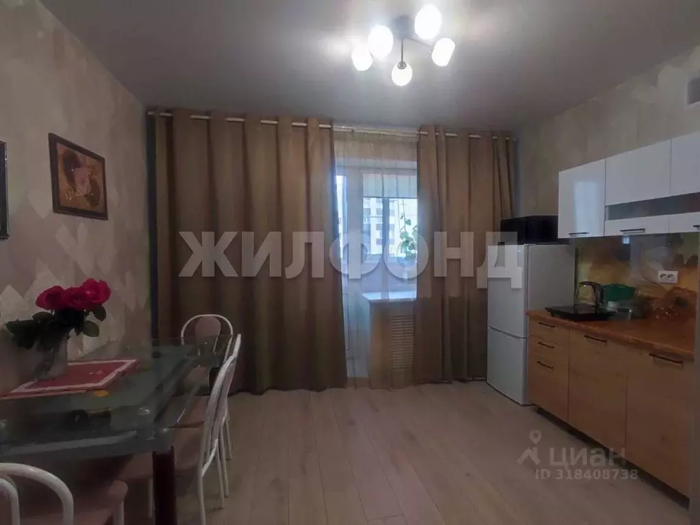 1-к кв. Новосибирская область, Бердск ул. Красная Сибирь, 100 (42.5 м) - Фото 1