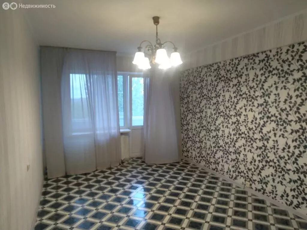 3-комнатная квартира: Волгоград, улица Гороховцев, 14 (61.9 м) - Фото 0