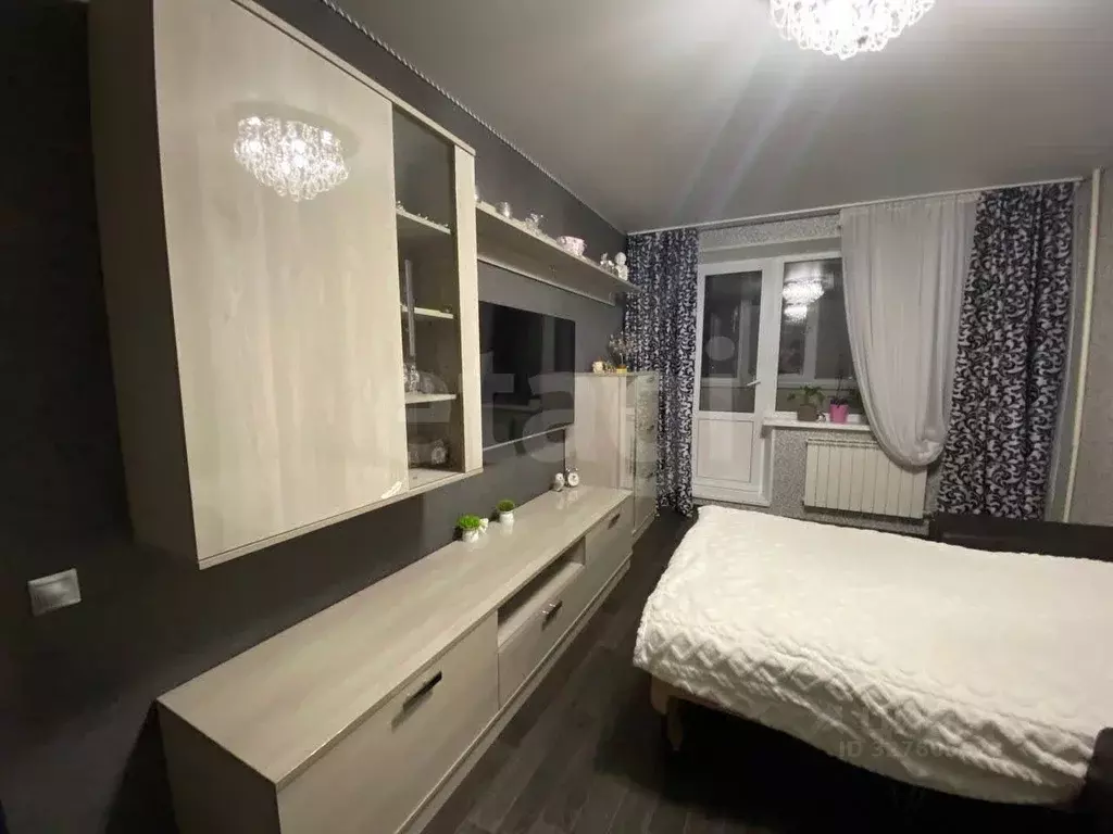 3-к кв. Белгородская область, Губкин ул. Агошкова, 7 (76.0 м) - Фото 1