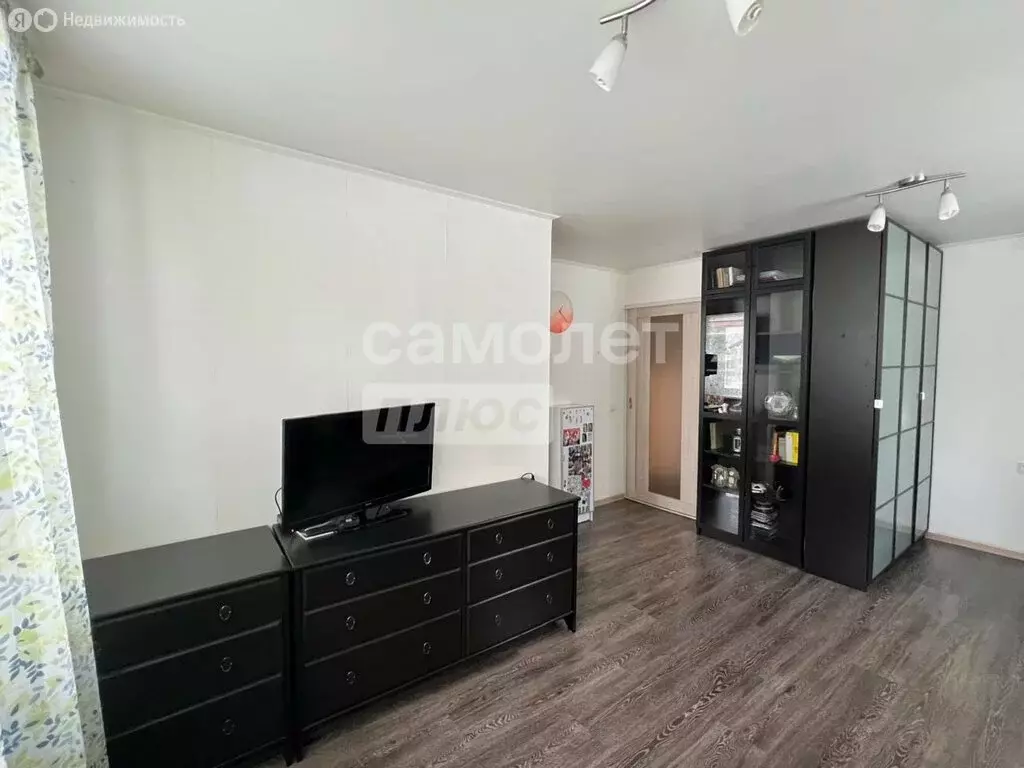 1-комнатная квартира: Ижевск, улица Кирова, 127 (30.1 м) - Фото 0