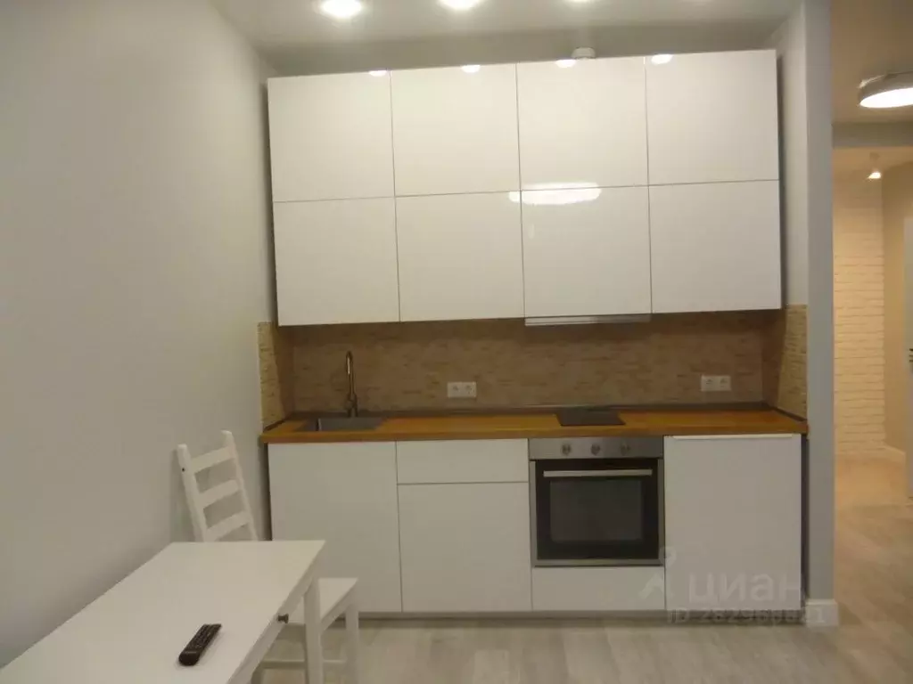 2-к кв. Алтайский край, Барнаул ул. 1905 года, 25 (45.0 м) - Фото 2