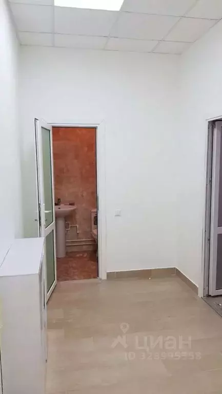 Офис в Татарстан, Казань ул. Салиха Батыева, 21 (89 м) - Фото 0