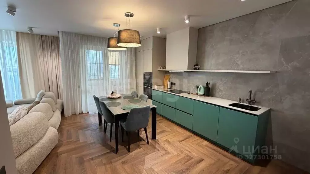 3-к кв. Тюменская область, Тюмень ул. Мельникайте, 30к2 (131.8 м) - Фото 1