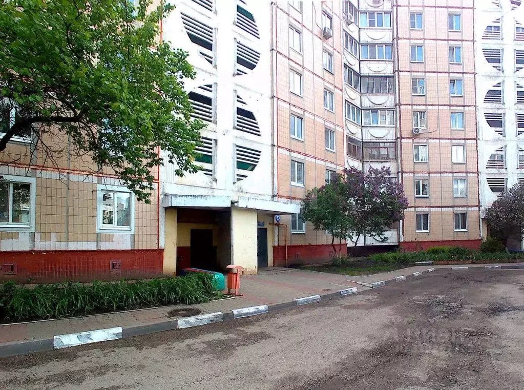 4-к кв. Белгородская область, Белгород 10-й мкр, ул. 60 лет Октября, 8 ... - Фото 0