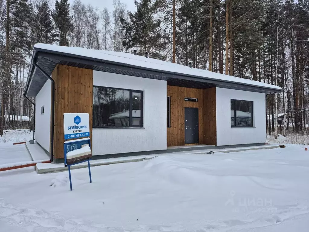 Дом в Свердловская область, Полевской муниципальный округ, с. ... - Фото 1