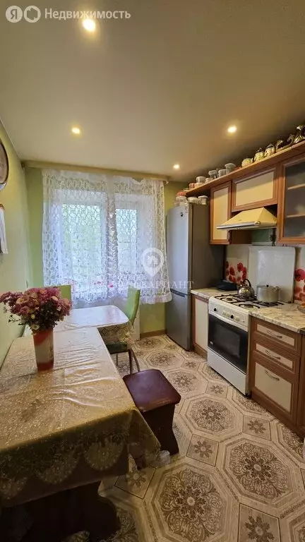 3-комнатная квартира: Рыбинск, улица Качалова, 6 (66.5 м) - Фото 0