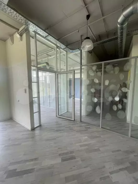 Офис 236,8 м2 с с/у и кухней - Фото 1