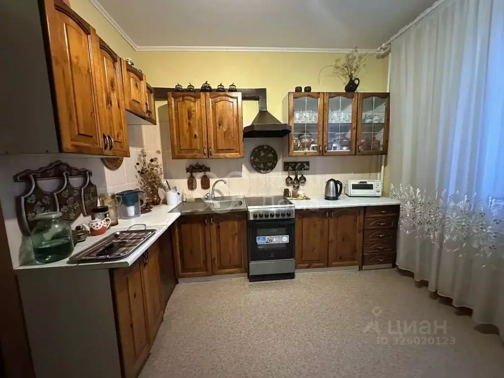 3-к кв. Волгоградская область, Волгоград ул. Хользунова, 36 (70.4 м) - Фото 1