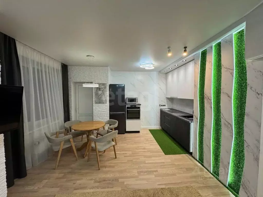 1-к кв. Удмуртия, Ижевск ул. Максима Горького, 151 (51.3 м) - Фото 1