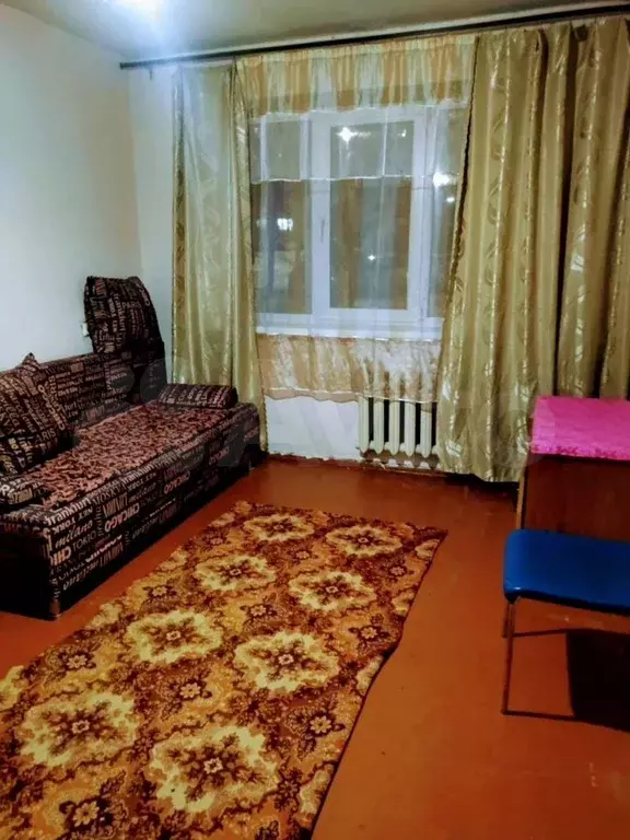 Комната 17 м в 3-к., 2/5 эт. - Фото 0