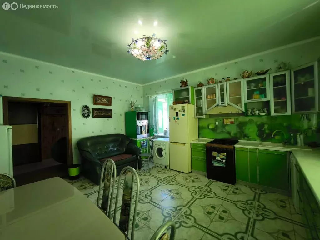 Дом в Горячий Ключ, улица Герцена (232 м) - Фото 1