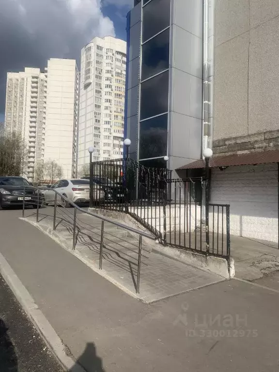 Помещение свободного назначения в Москва Миклухо-Маклая ул., 18К1 (32 ... - Фото 1