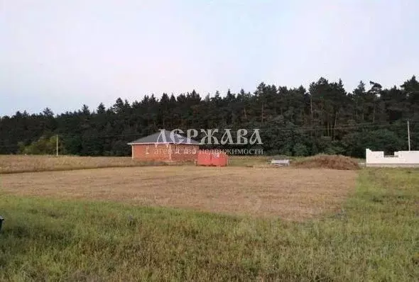 Участок в Белгородская область, Старооскольский городской округ, с. ... - Фото 1