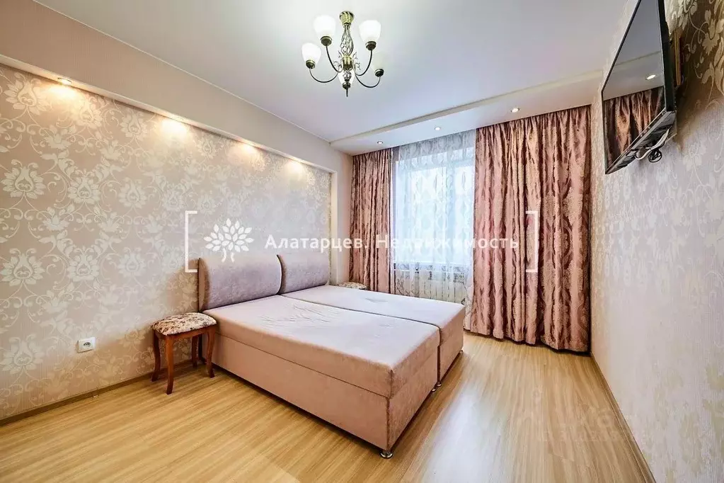 2-к кв. Томская область, Томск просп. Мира, 72А (58.0 м) - Фото 0