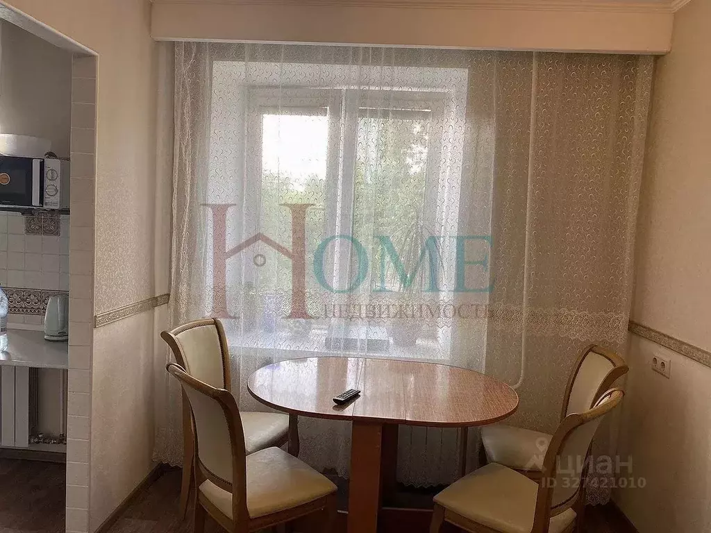 3-к кв. Новосибирская область, Новосибирск ул. Челюскинцев, 14 (70.0 ... - Фото 1