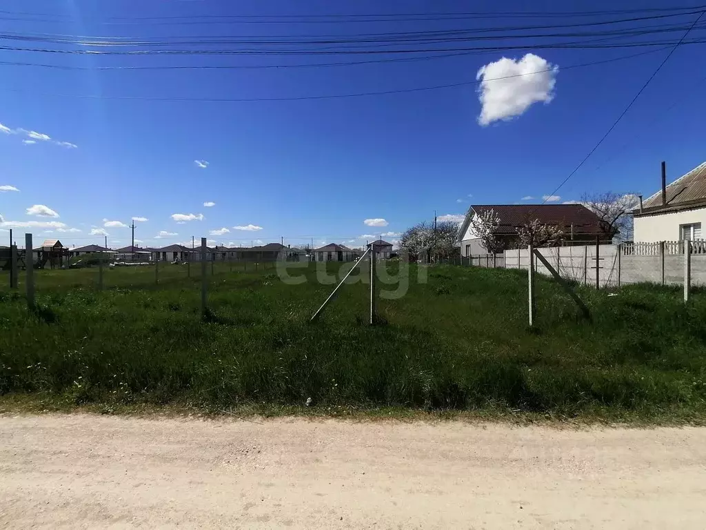 Участок в Крым, Симферопольский район, с. Урожайное ул. Южная (10.0 ... - Фото 1