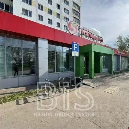 Помещение свободного назначения в Татарстан, Набережные Челны просп. ... - Фото 1
