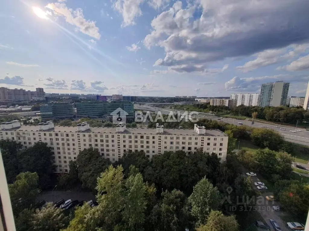 3-к кв. Москва Беловежская ул., 21к2 (78.0 м) - Фото 0