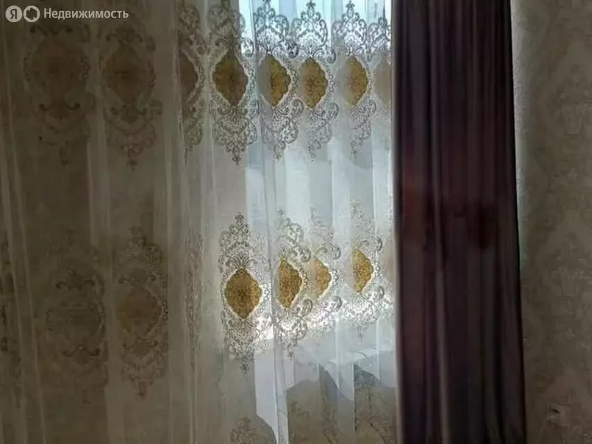 3-комнатная квартира: Таганрог, улица Адмирала Крюйса, 23 (70 м) - Фото 1