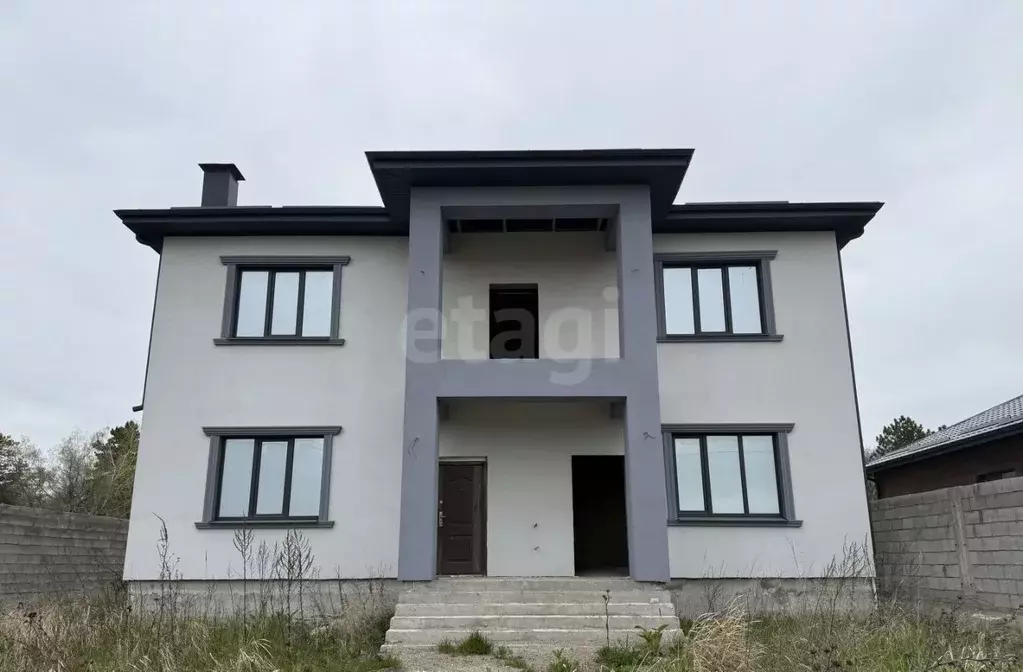 Дом в Ставропольский край, Ессентуки Восточный мкр,  (340 м) - Фото 1