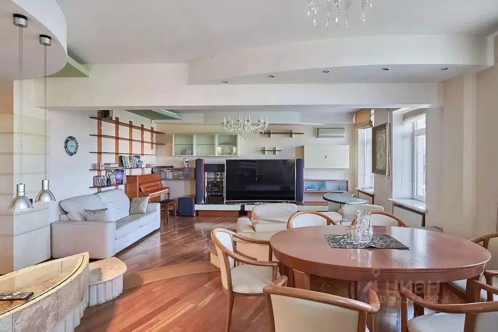 3-к кв. Москва Фрунзенская наб., 42 (150.0 м) - Фото 0