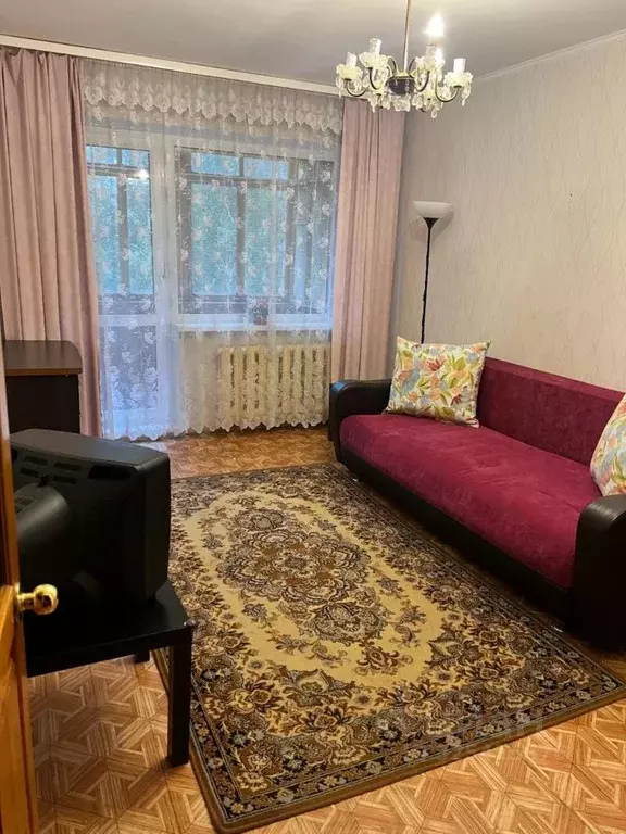 2-к кв. Омская область, Омск Заозерный мкр, ул. Сергея Тюленина, 5б ... - Фото 1