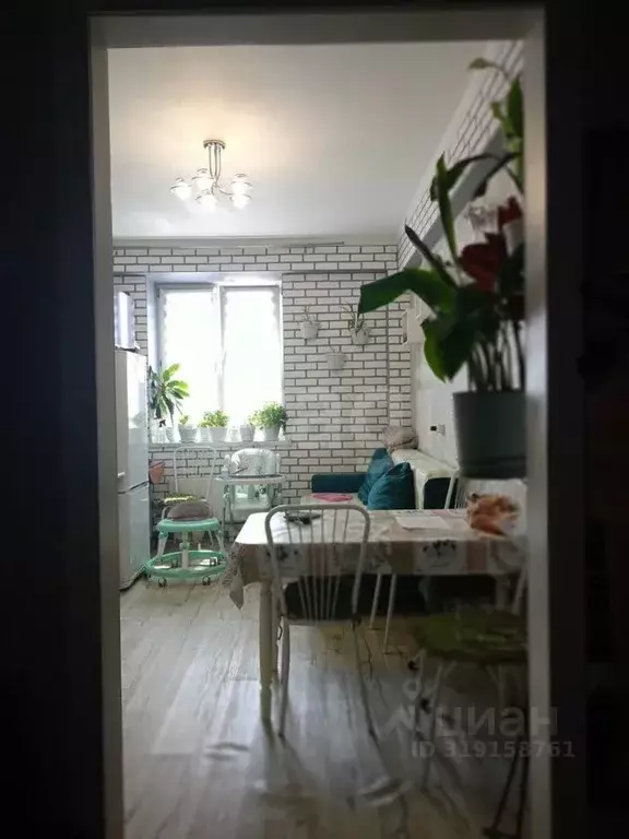 1-к кв. Бурятия, Улан-Удэ 140А мкр, 10Б (35.1 м) - Фото 0