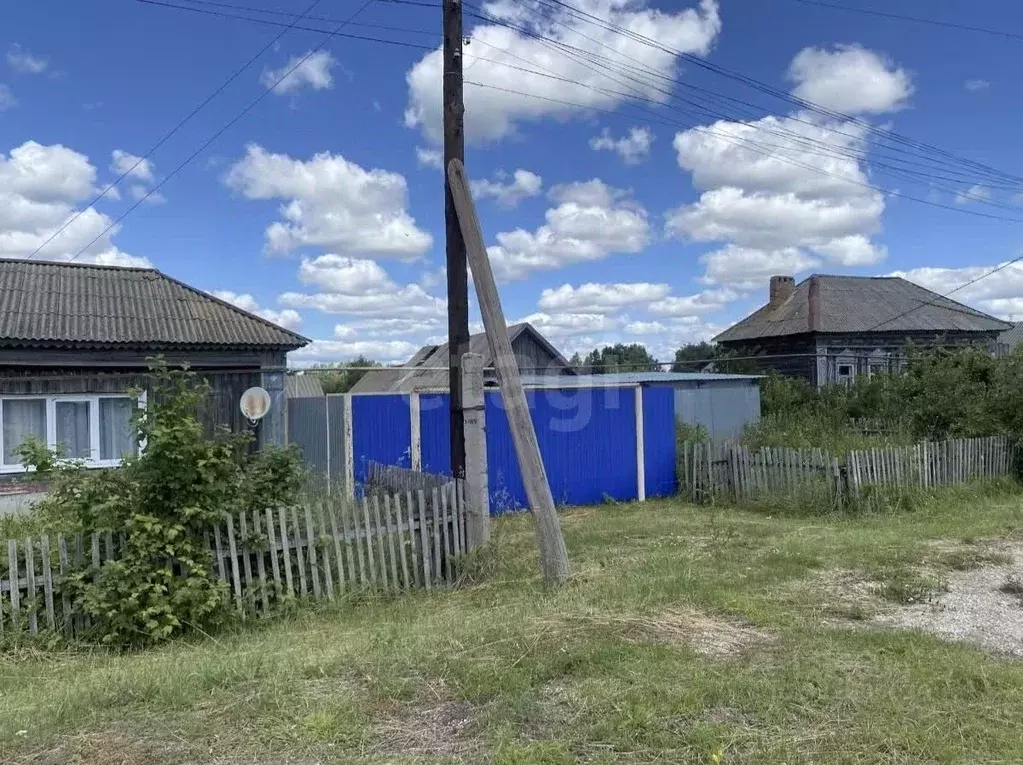 Дом в Саратовская область, Балтайский район, Большеозерское ... - Фото 2