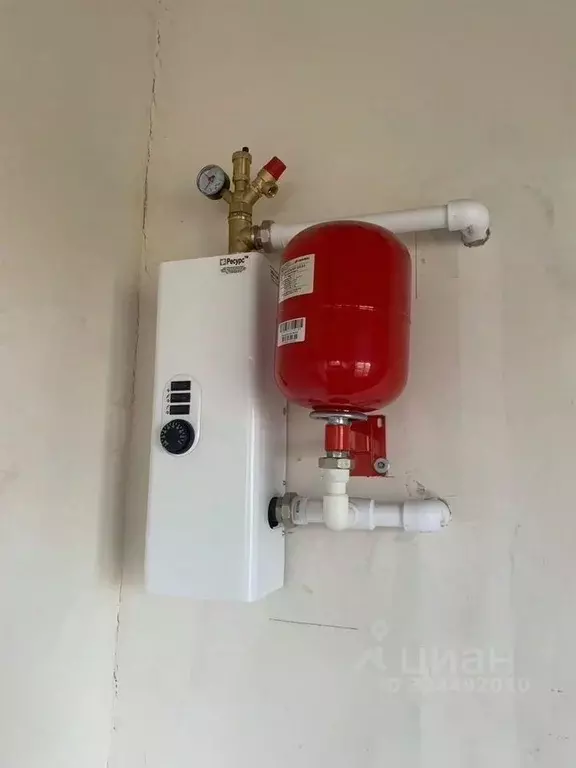 Дом в Крым, Симферопольский район, с. Первомайское ул. Ленина, 51/2 ... - Фото 2