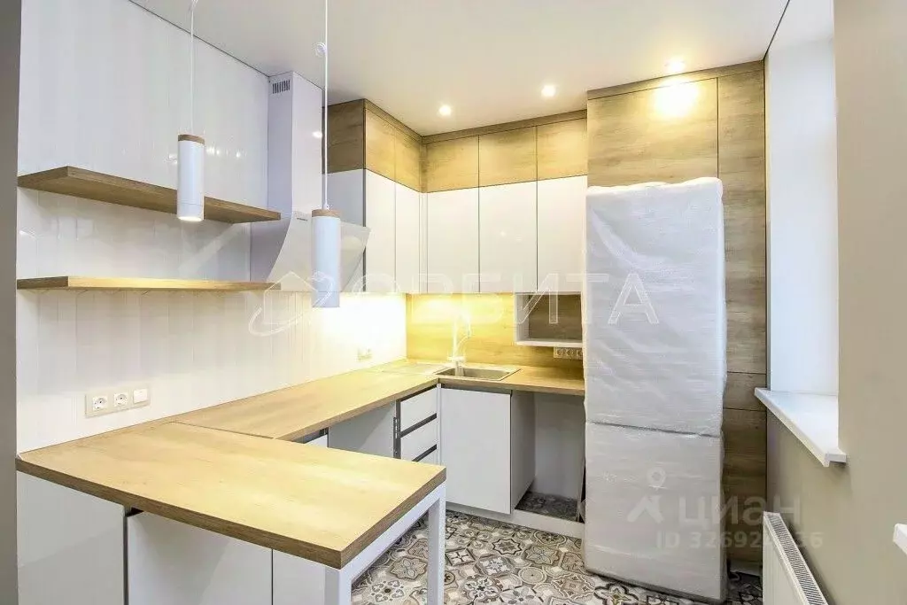 3-к кв. Тюменская область, Тюмень ул. Ю.-Р.Г. Эрвье, 38 (85.4 м) - Фото 1