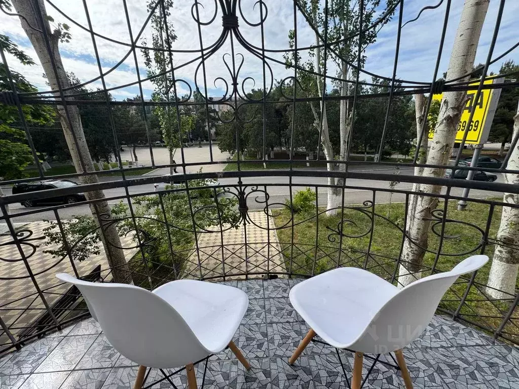 1-к кв. Дагестан, Каспийск ул. Орджоникидзе, 23 (45.0 м) - Фото 1