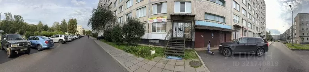 Торговая площадь в Ленинградская область, Тихвин 3-й мкр, 1 (65 м) - Фото 1