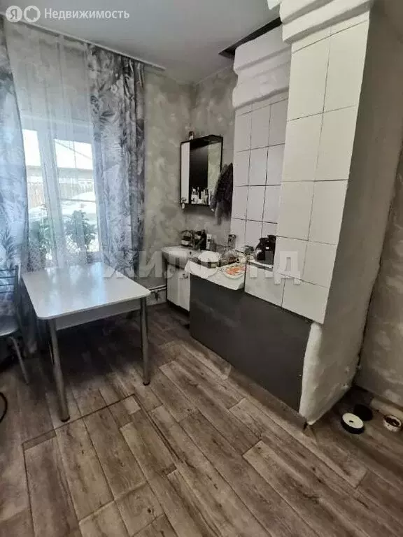 Дом в Кызыл, Холмистая улица (28.4 м) - Фото 1