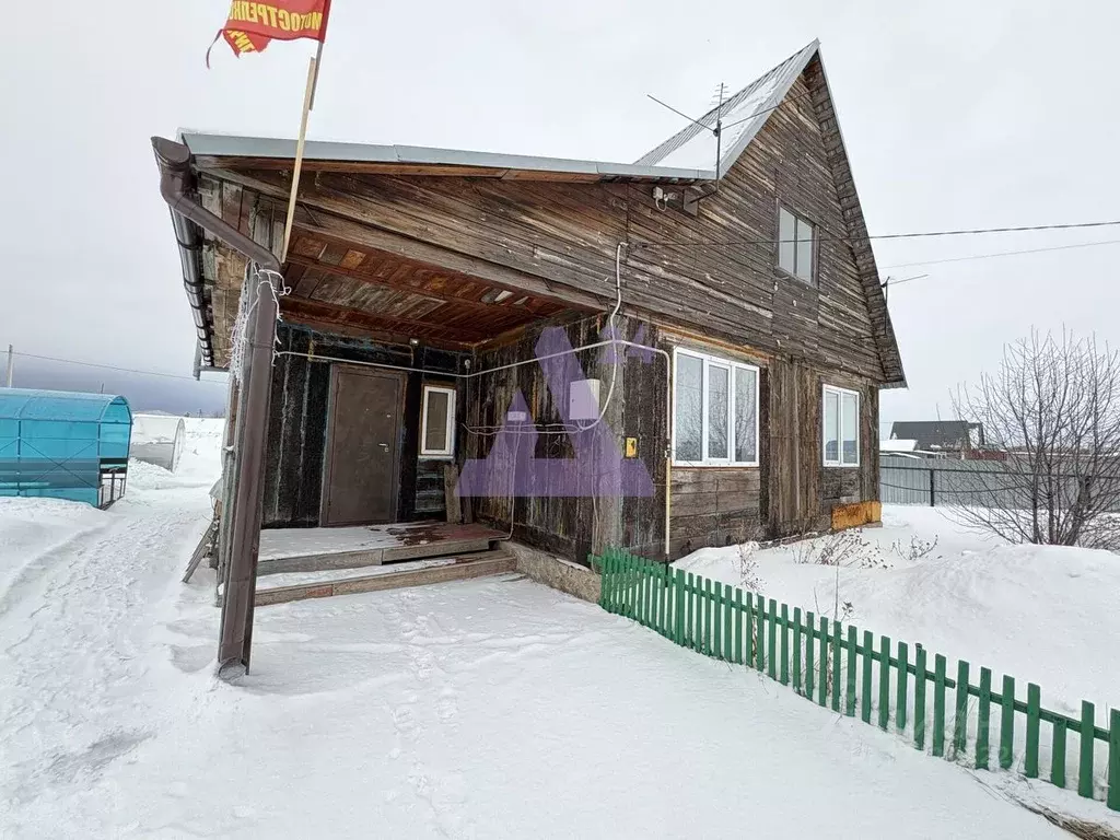 Дом в Алтайский край, Первомайский район, пос. Бажево ул. Сенная, 8А ... - Фото 1