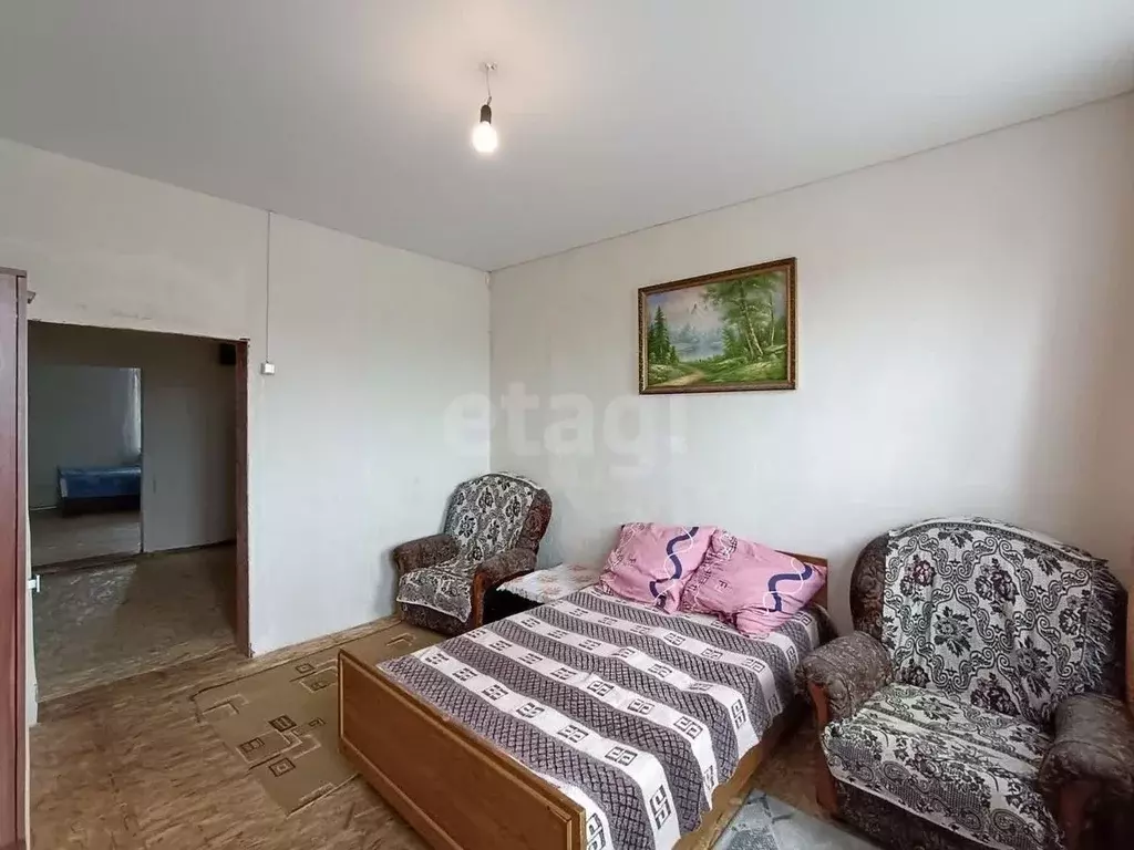 Дом в Оренбургская область, пос. Новосергиевка просп. Калинина, 208 ... - Фото 1