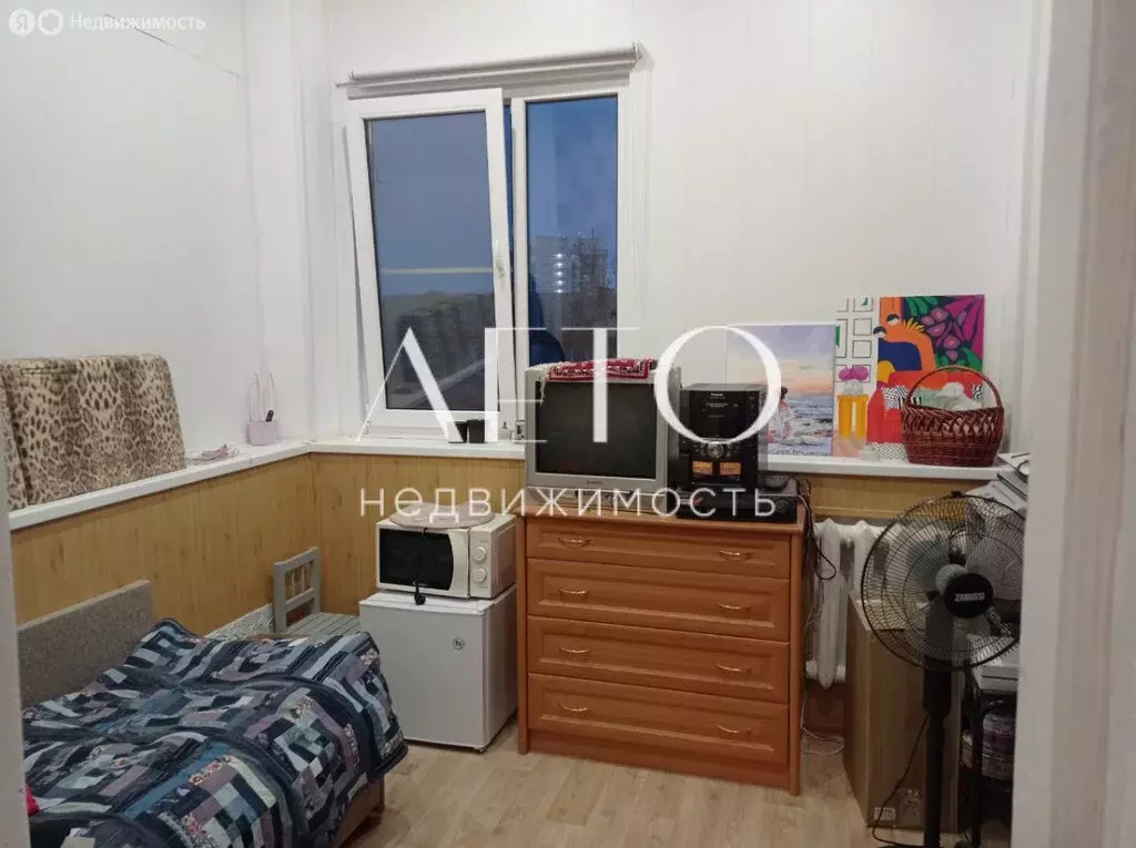 3-комнатная квартира: Сочи, микрорайон Бытха, Дивноморская улица, 3 ... - Фото 2