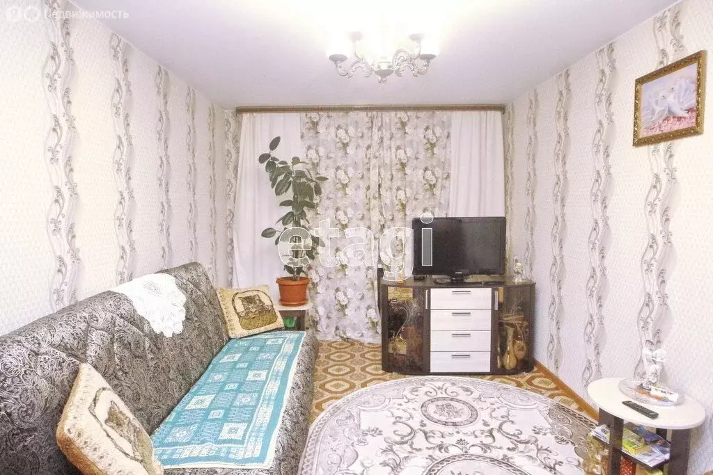 3-комнатная квартира: Ялуторовск, улица Свободы, 247 (58.7 м) - Фото 0